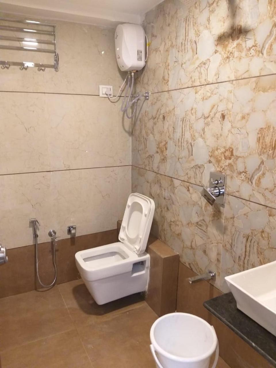 Hotel Royal King By Sky Stays Ahmedabad Ngoại thất bức ảnh