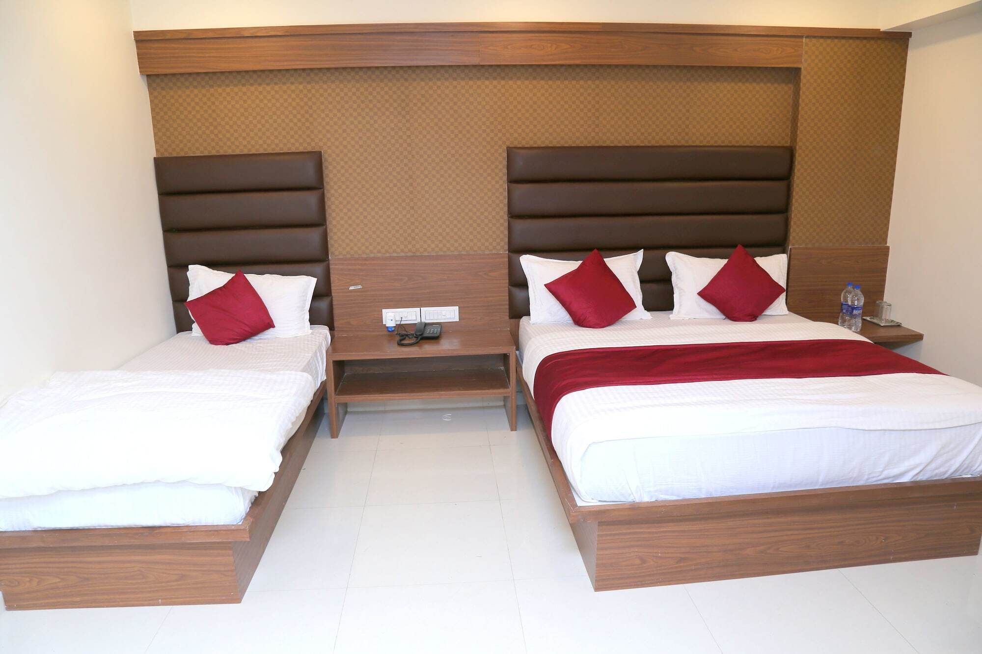 Hotel Royal King By Sky Stays Ahmedabad Ngoại thất bức ảnh