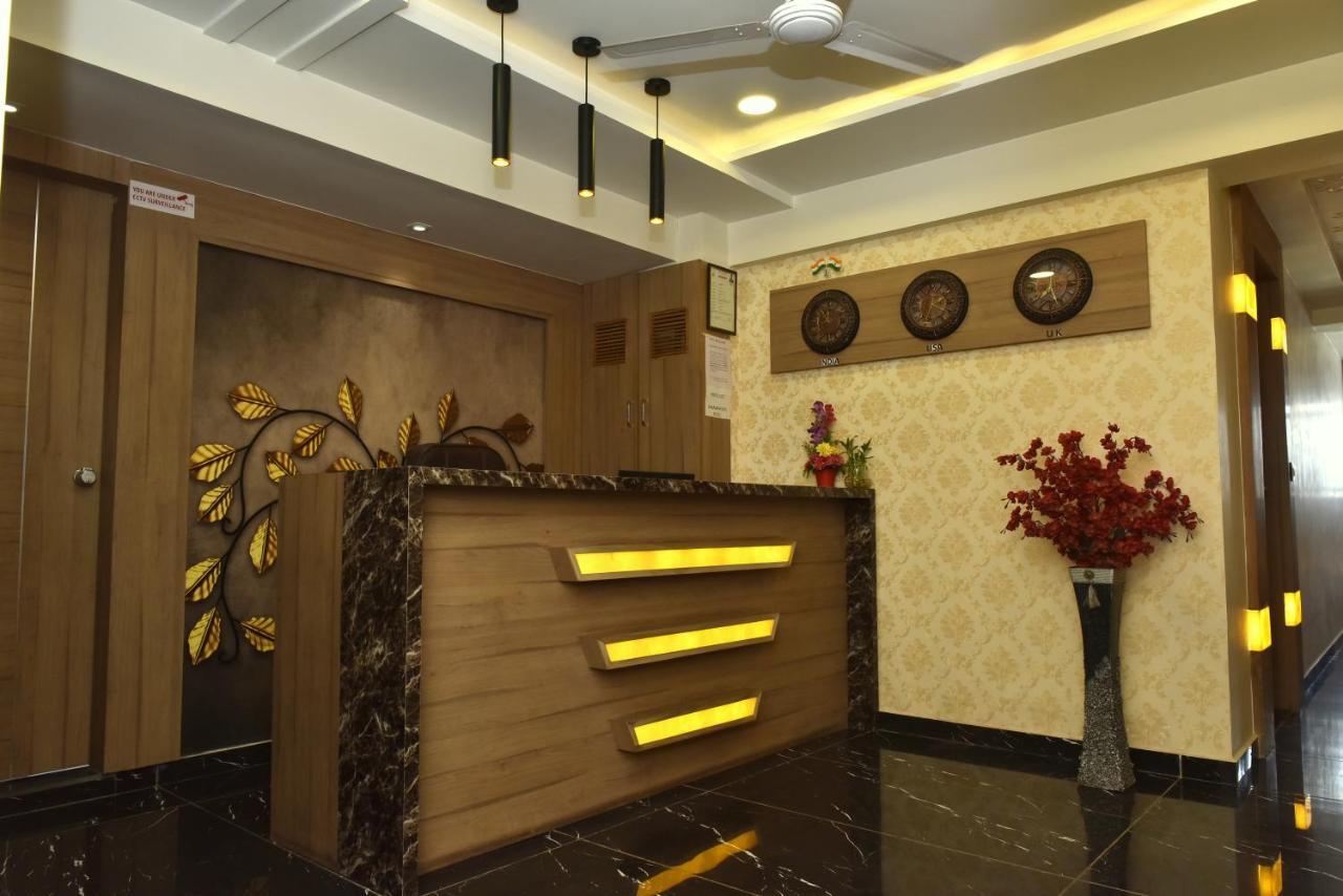 Hotel Royal King By Sky Stays Ahmedabad Ngoại thất bức ảnh